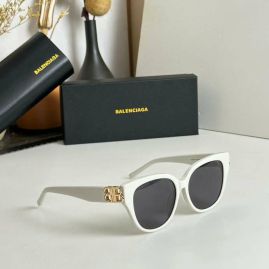 Picture of Balenciga Sunglasses _SKUfw54023036fw